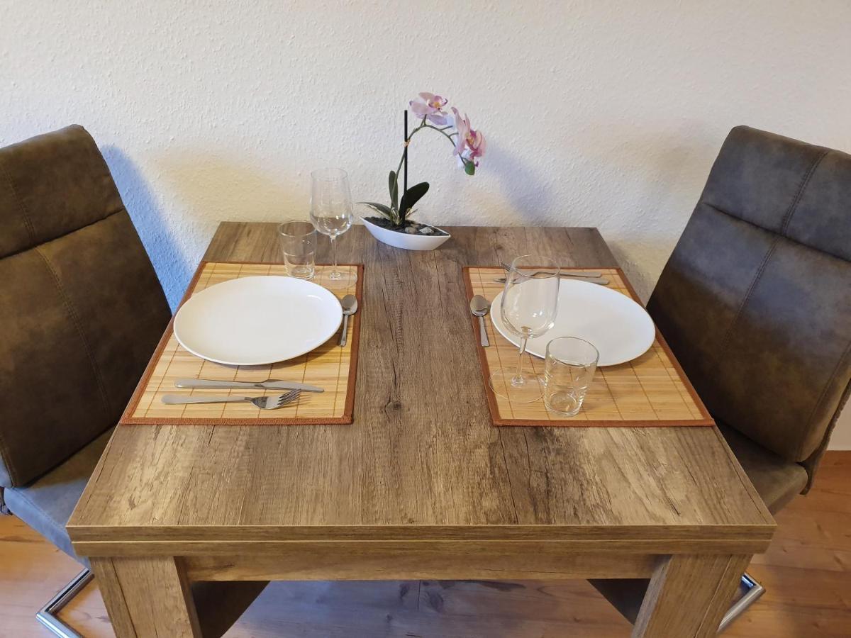 Fewo-Butze 2 Mit Terrasse Dornumersiel Eksteriør billede